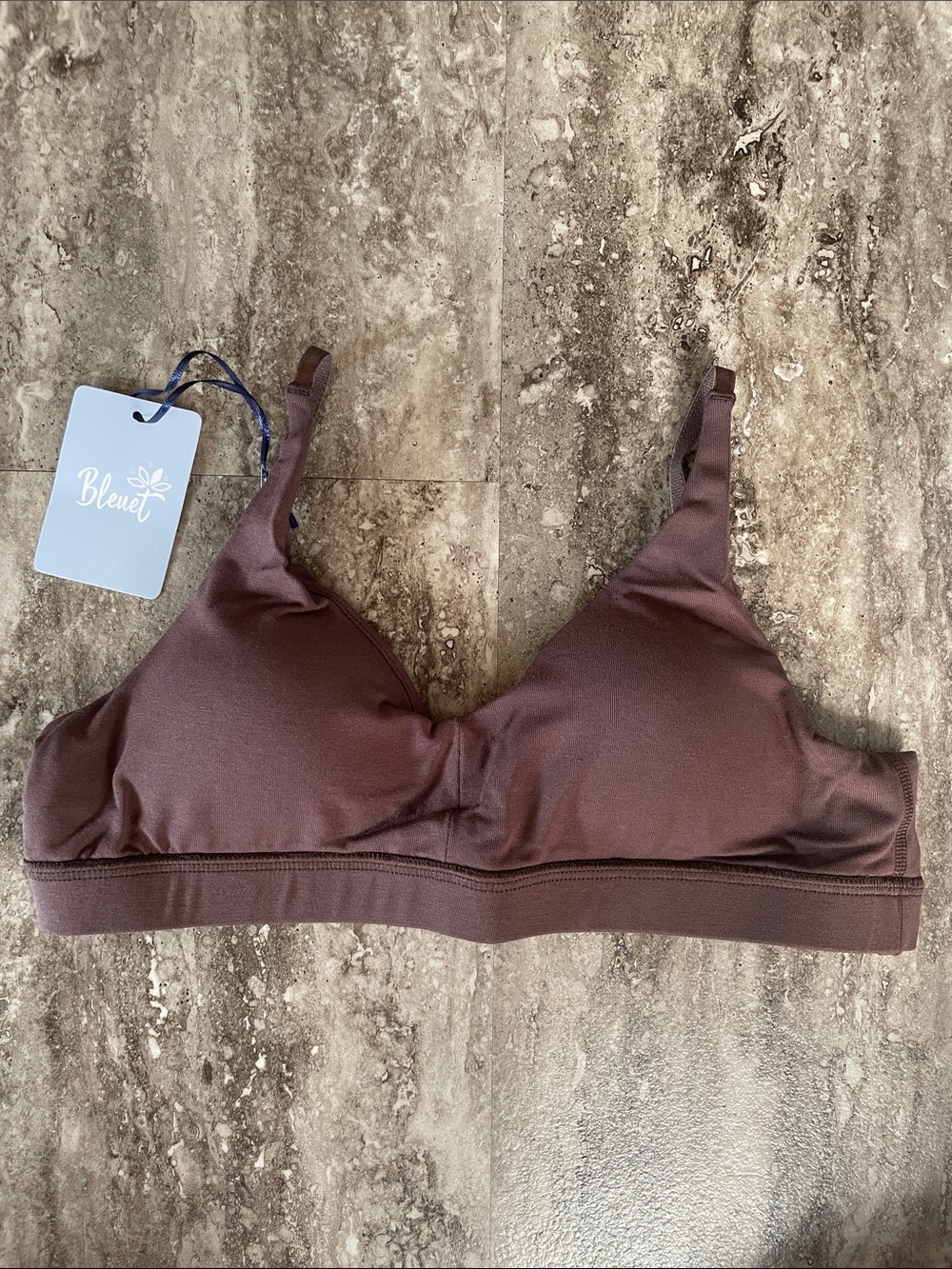 NWT, Bleuet bra size 18, Dark brown
